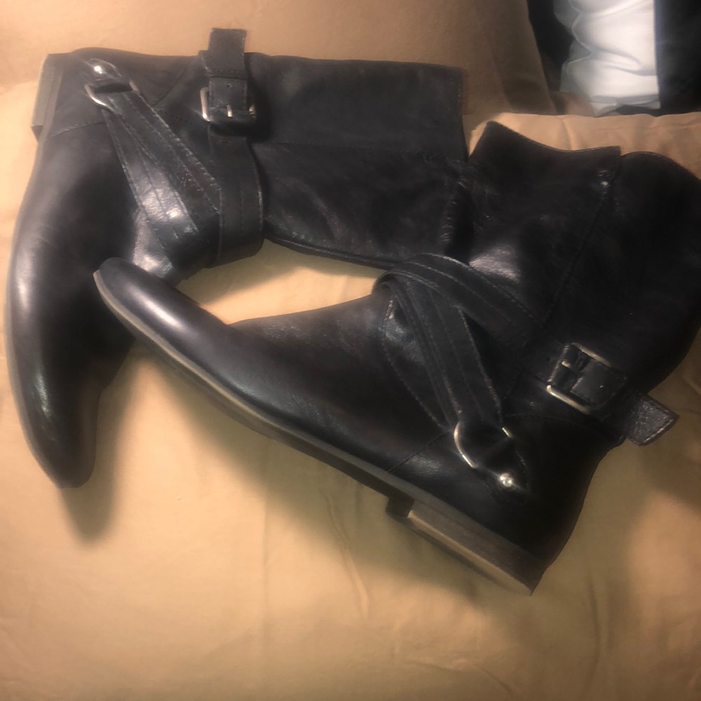 Vintage Nine West Black leather boots
